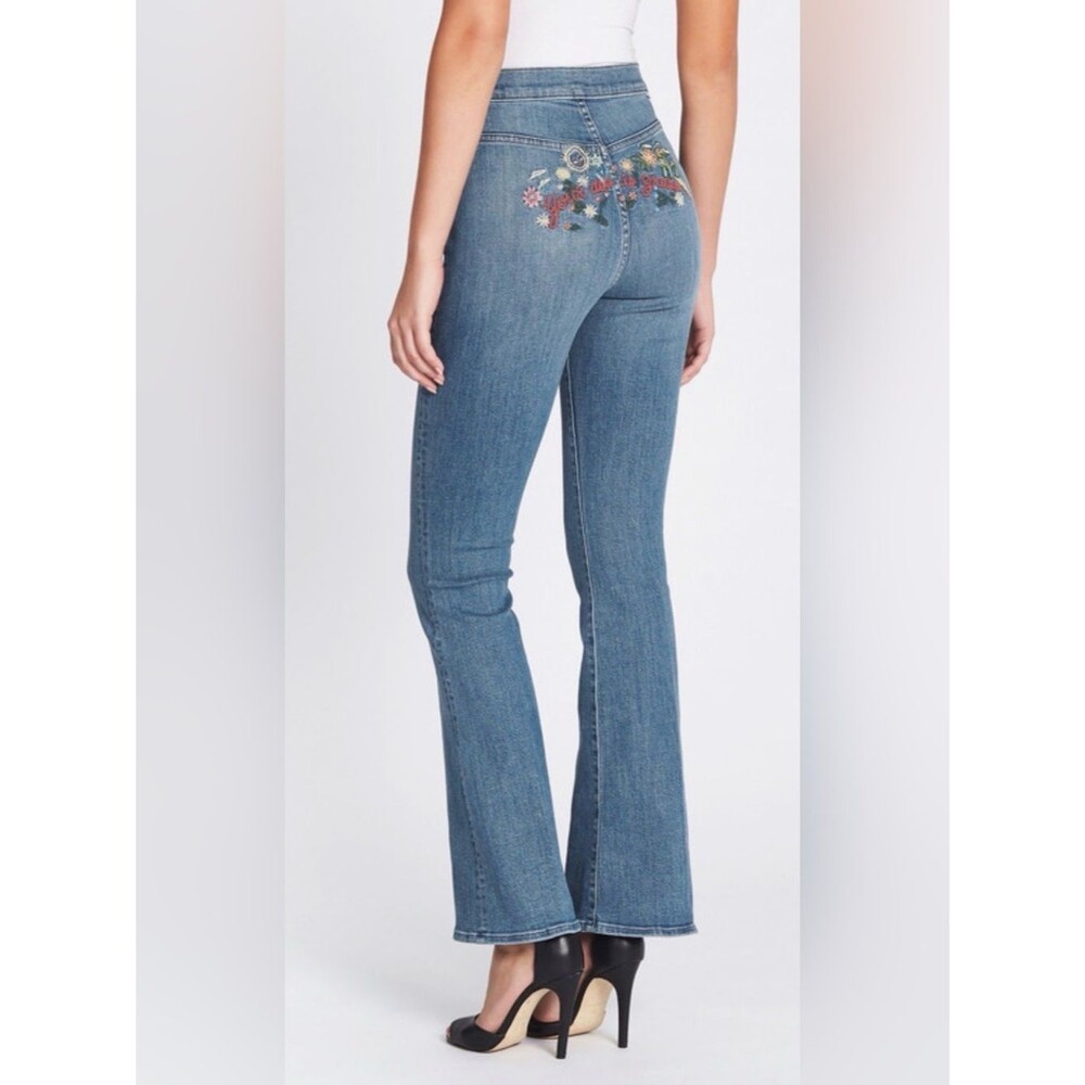 MOTHER The Mini Pocket Cruiser Jeans Your Ass Is Grass Embroidered Flare 25